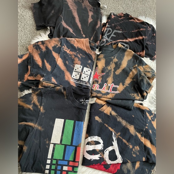 ‼️BLOWOUT SALE‼️5/$25 Bleach dye band shirts - Picture 3 of 17